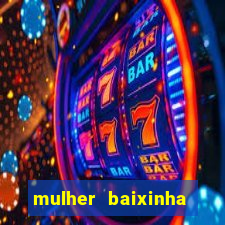 mulher baixinha transando com homens altos